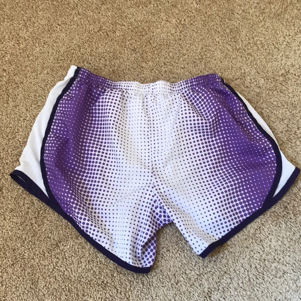 NIKE shorts - Picture 3 of 8